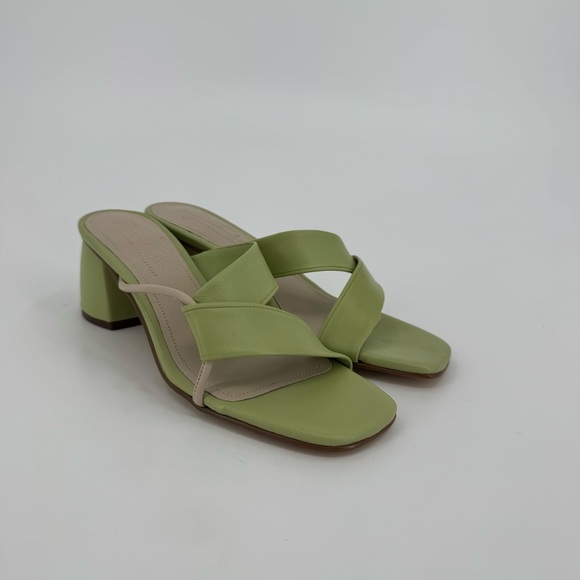 Journee Signature Collection Women's Green Leather Jossette Heeled Sandals Size - Picture 2 of 10